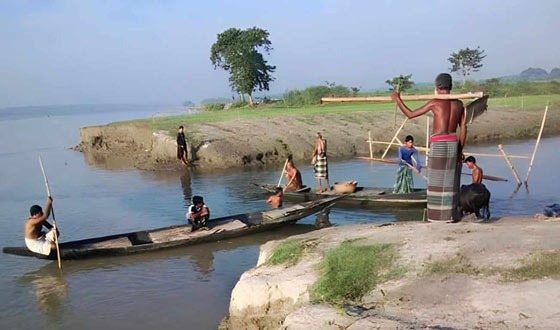 ব্রহ্মপুত্র তীরে পর্যটনের অপার সম্ভাবনাময় সাহেবেরচর গ্রাম