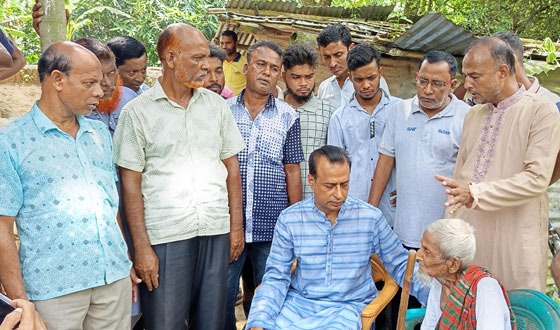 ১৩০ বছরের বৃদ্ধেও পাশে বিএনপি নেতা এমএ মতিন