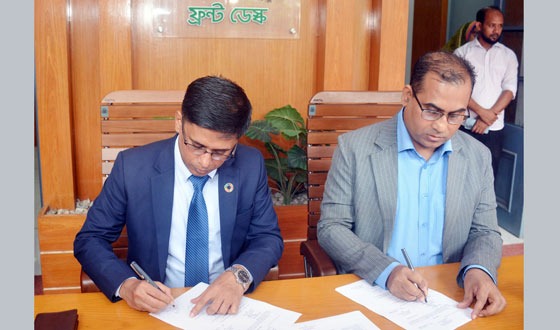 খুলনা জেলা প্রশাসক হিসেবে তৌফিকুর রহমানের দায়িত্ব গ্রহণ