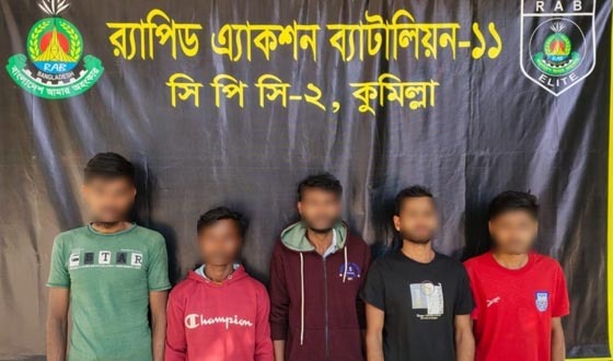 কুমিল্লায় রেললাইনে পাশ থেকে যুবকের লাশ উদ্ধার : আটক-৯