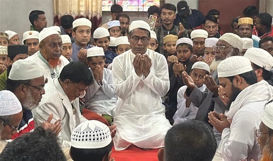 গফরগাঁওয়ে খালেদা জিয়ার সুস্থতা কামনায় কুরআন খতম, দোয়া