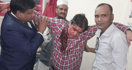 জামায়াত-শিবিরের হামলায় কমিউনিস্ট পার্টি (মার্কসবাদী)'র সভাপতি কমরেড সামাদ গুরুতর আহত