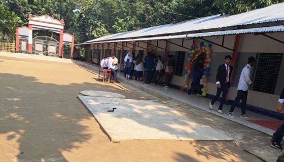 পীরগঞ্জের প্রত্যন্ত জনপদে শিক্ষার আলো ছড়াচ্ছে  ব্রাইট স্টার