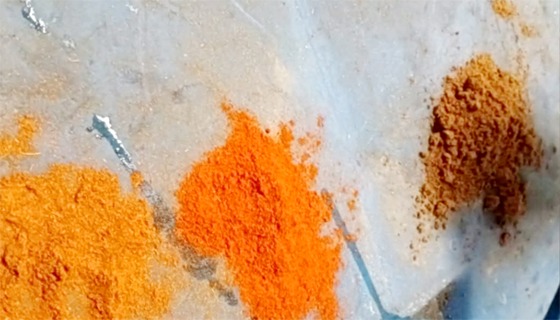 সৈয়দপুরে ভেজাল চানাচুর কারখানার মালামাল জব্দ