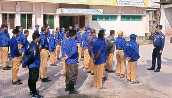 আইন শৃঙ্খলা রক্ষায় পুলিশের সাথে গ্রামপুলিশকে আরো সক্রিয় হতে হবে