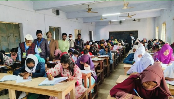 সাতক্ষীরায় কিশোর কণ্ঠ মেধাবৃত্তি পরীক্ষা