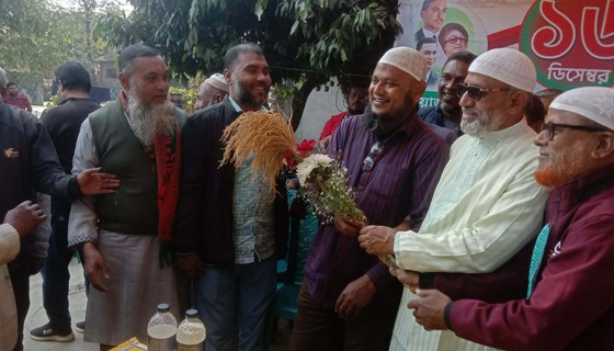 চিরিরবন্দরে জামায়াত নেতার বিএনপিতে যোগদান