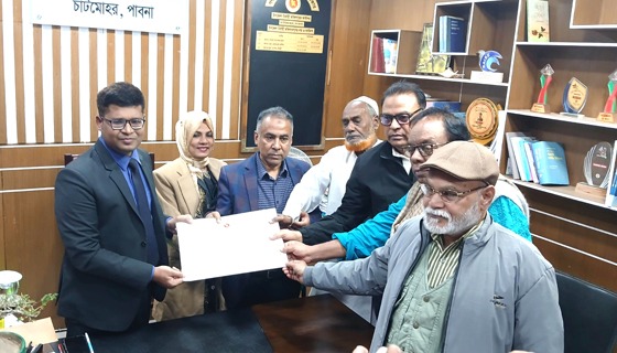 পাবনা-৩ আসনে বিএনপি প্রার্থীর মনোনয়নপত্র সংগ্রহ