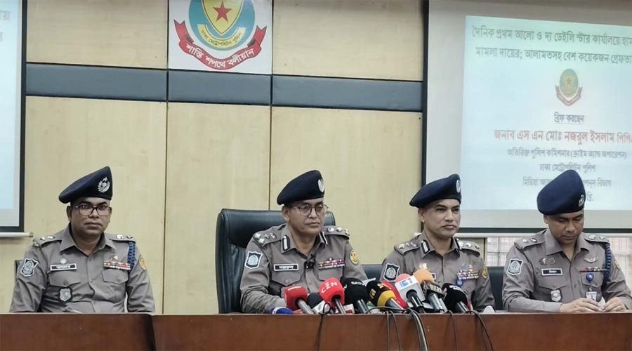 কাওরান বাজারে প্রথম আলো-ডেইলি স্টার অফিসে হামলা: গ্রেফতার ১৭, শনাক্ত ৩১