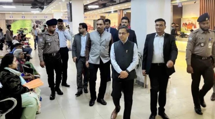 পরিস্থিতি স্বাভাবিক হলে সব ভারতীয় ভিসা আবেদন কেন্দ্র খুলবে: হাইকমিশনার