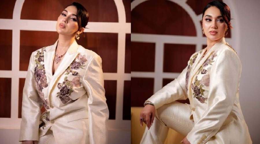 ওয়েস্টার্ন লুকে চমকে দিলেন অপু