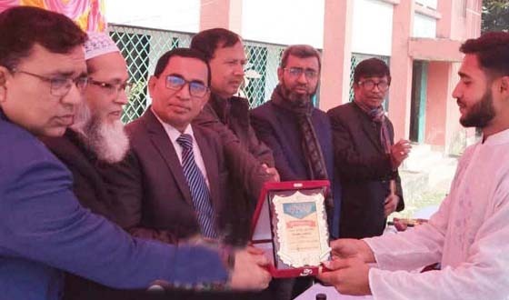 ধামইরহাটে ম্যারাথন সাইকেল র‌্যালি ও পুরস্কার বিতরণ