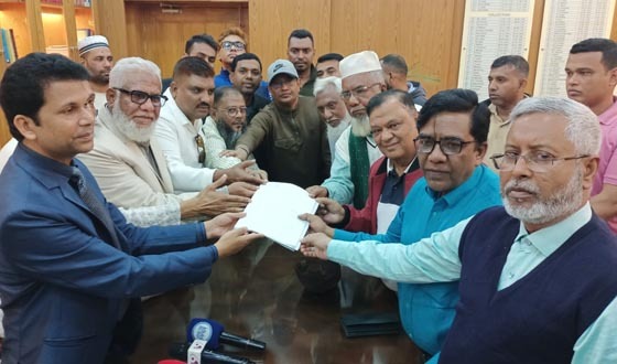 কুমিল্লা-০৬ আসনে বিএনপির চেয়ারপারসনের উপদেষ্টা হাজী ইয়াছিনের পক্ষে মনোনয়নপত্র ক্রয়