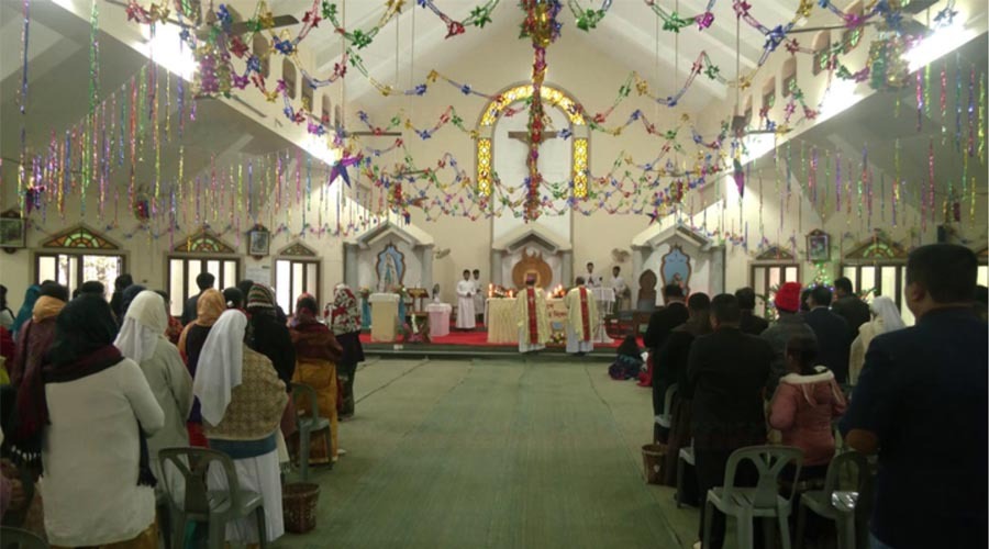 প্রার্থনা ও আনন্দে উদযাপিত বড়দিন, সারাদেশে ছড়িয়ে শান্তি ও ভ্রাতৃত্বের বার্তা