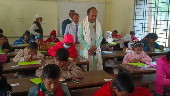 কাপাসিয়ায় এস এস ওয়েলফেয়ার ফাউন্ডেশনের মেধাবিকাশ বৃত্তি পরীক্ষা