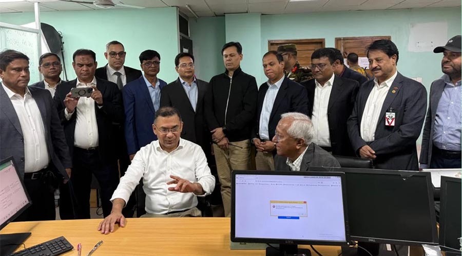 ভোটার হওয়ার আনুষ্ঠানিকতা সারলেন তারেক রহমান