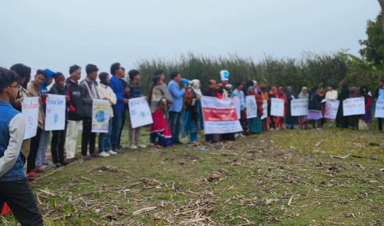 পরিবেশ রক্ষায় আমতলীতে মানববন্ধন কর্মসূচি পালন