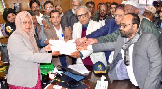 রাজশাহী-১ আসনে বিএনপি প্রার্থীর মনোনয়নপত্র দাখিল