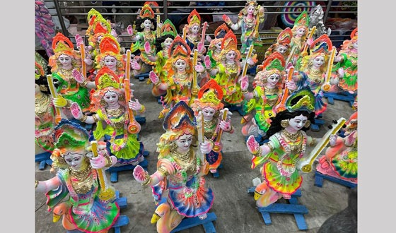 টাঙ্গাইলে অনুষ্ঠিত হচ্ছে সরস্বতী প্রতিমা মেলা