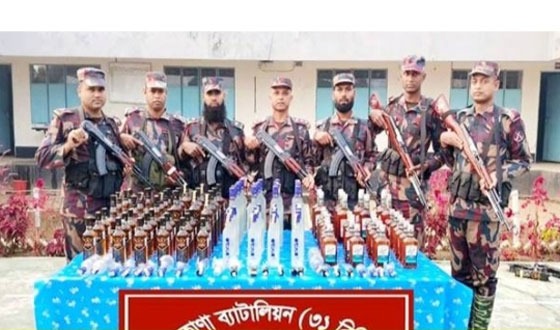 কলমাকান্দা সীমান্তে ভারতীয় মদ জব্দ