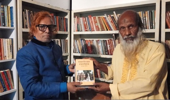 ধুপের মতো সুগন্ধ ছড়িয়ে জ্ঞানের আলো