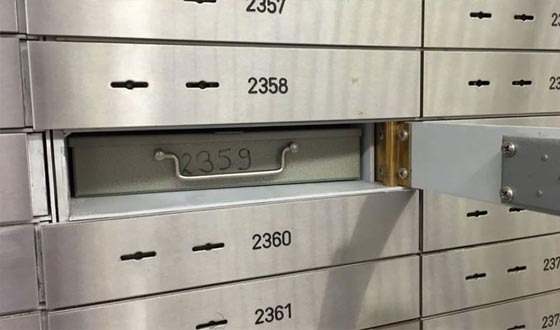 বাংলাদেশ ব্যাংকের কর্মকর্তাদের লকার খুলতে দুদকের অভিযান