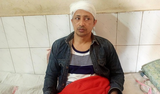 ছবি ও ভিডিও ধারণ করায় মাছরাঙ্গা টিভির সাংবাদিকের উপর হামলা