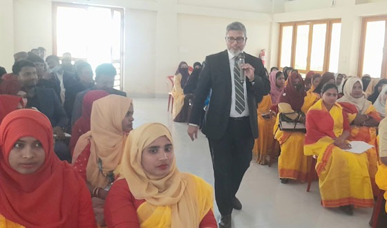 সুজানগরে বীমা বিষয়ক কর্মশালা অনুষ্ঠিত