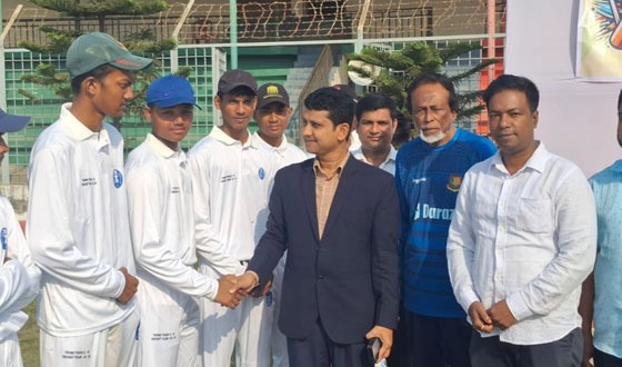 চাঁদপুরে ইয়ং টাইগাস অনূর্ধ্ব ১৬ জাতীয় ক্রিকেট টুর্নামেন্টের উদ্বোধন