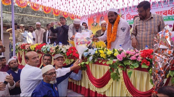 জেলা আইনজীবি সমিতির নব নির্বাচিত সভাপতিকে বিএনপির গনসংবর্ধনা