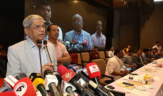 সরকারের সুযোগ-সুবিধা নিয়ে দল গঠন মেনে নেওয়া হবে না: মির্জা ফখরুল