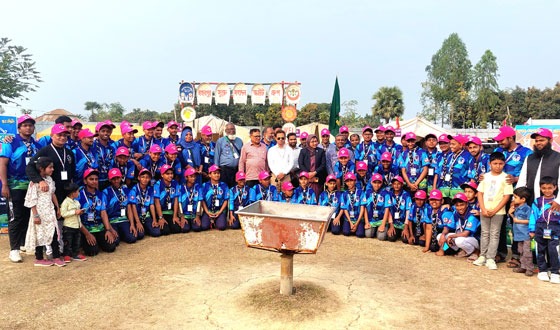 গোমস্তাপুরে স্কাউটিংয়ের গ্রুপ ক্যাম্প ও জন্মদিন পালিত