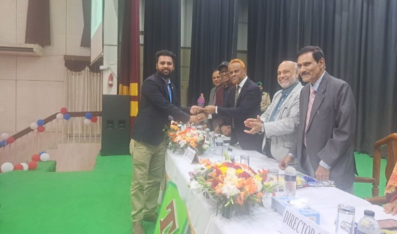 আরটিসি ট্রেনিং শেষ করলেন চাঁদপুরের রোটার‌্যাক্ট অমরেশ