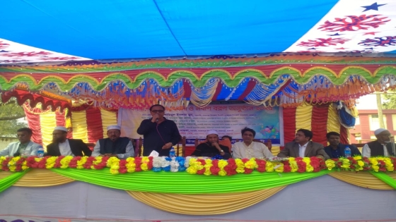 মোহনপুরে মহব্বতপুর উচ্চ বিদ্যালয়ে নবীন বরণ ও বিদায়