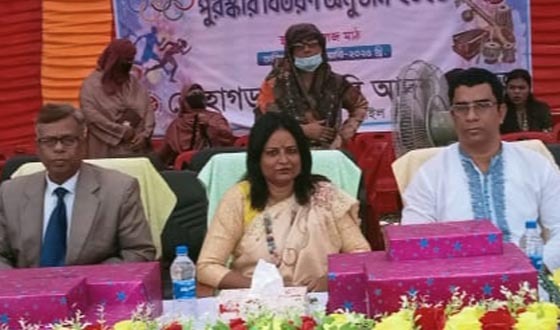 লোহাগড়া সরকারি আদর্শ কলেজে বার্ষিক ক্রীড়া প্রতিযোগিতা