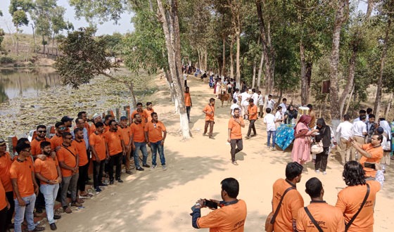কমলগঞ্জে পর্যটকদের পদচারণায় মুখরিত