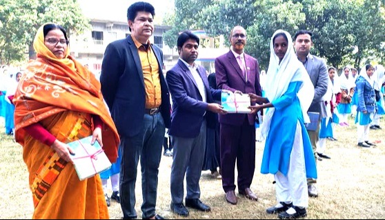 নাচোলে বই উৎসব অনুষ্ঠিত