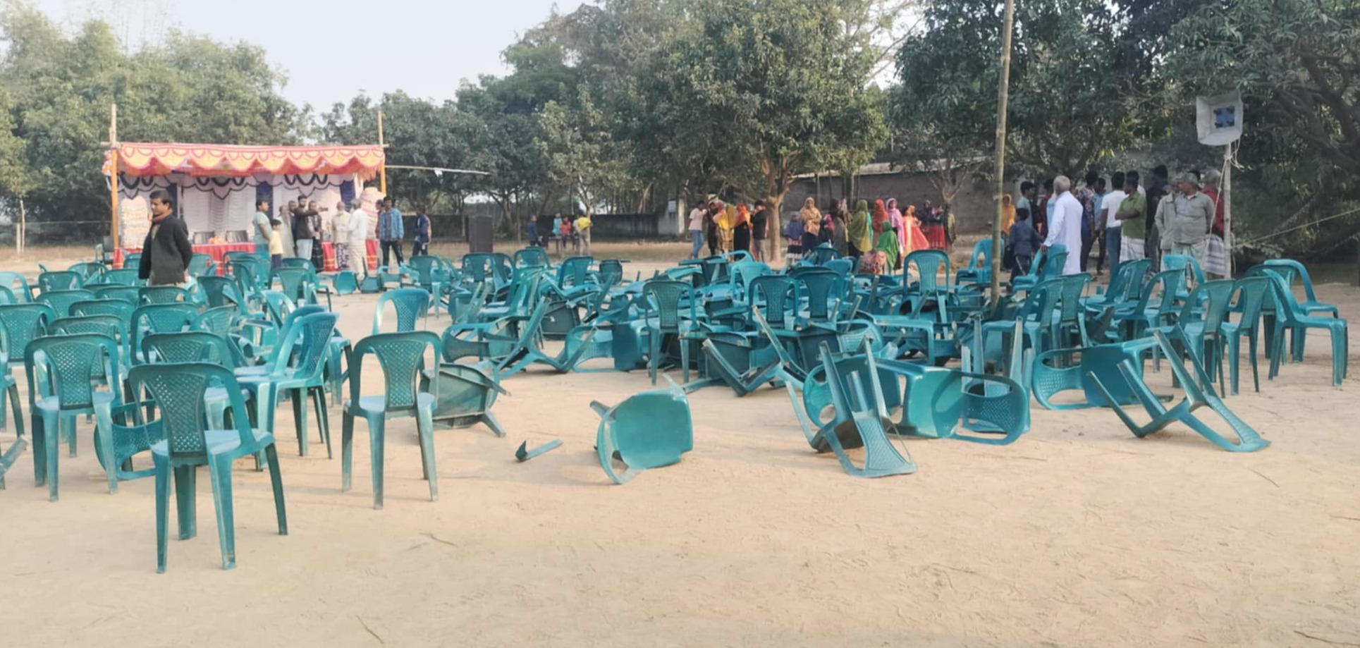 তানোরে বিএনপির দুই গ্রুপের সংঘর্ষ, আহত ১০