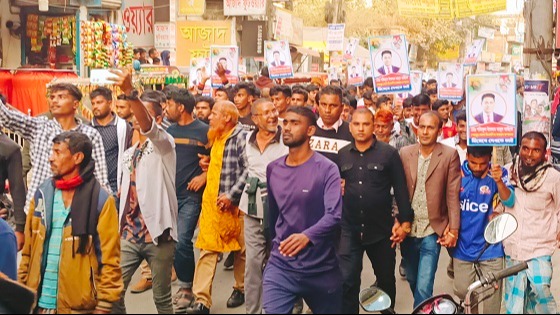 শেরপুরে তারেক জিয়ার ৩১ দফার লিফলেট বিতরণ