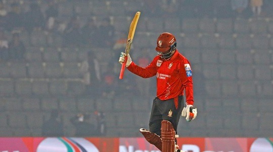 তামিমের ঝড়ো ইনিংসে সহজ জয় পেলো বরিশাল