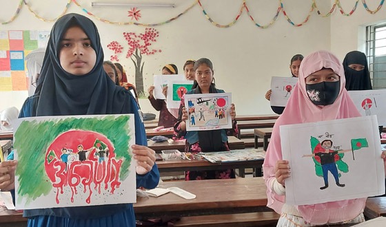 সিংড়ায় বিতর্ক ও জুলাই-৩৬ বিষয়ক চিত্রাঙ্কন প্রতিযোগিতা