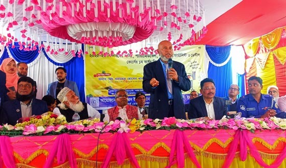 কাউখালীতে ই.এইচ.খান প্যারামেডিকেল ইনষ্টিটিউটে নবীন বরণ