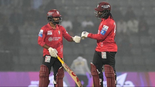 সিলেটের সাথে সহজ জয় পেলো বরিশাল