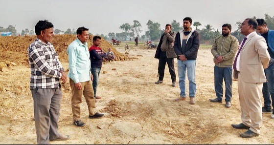 ধামইরহাটে ফসলি জমি নষ্ট করে পুকুর খনন