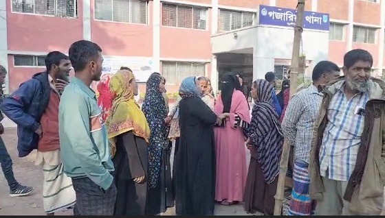 গজারিয়ায় তিন সন্তানের জননীর ঝুলন্ত লাশ উদ্ধার