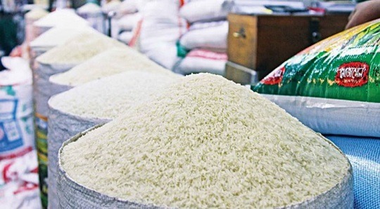 শুল্কমুক্ত সুবিধায় হাজার হাজার টন চাল আমদানিতেও বাজারে প্রভাব পড়েনি