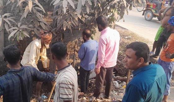 টঙ্গীতে কারখানায় ভ্রাম্যমান আদালতের অভিযান, গ্যাস সংযোগ বিচ্ছিন্ন