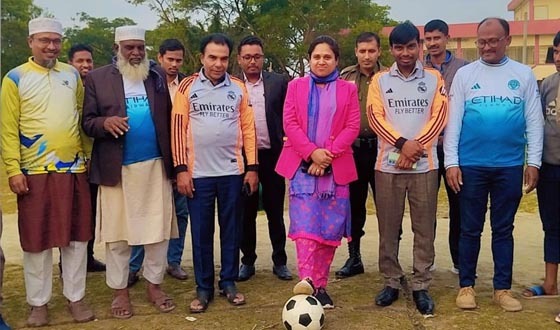 কয়রায় জাতীয় গোল্ডক্প ফুটবল টুর্নামেন্ট দক্ষিণ বেদকাশি জয়ী