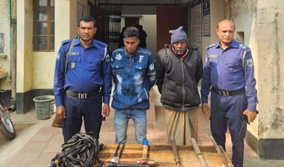 আন্তঃ জেলা ডাকাতদলের ২ সদস্য গ্রেফতার