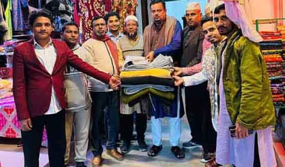 লেবার পার্টির উদ্যোগে শীতার্তদের ম কম্বল বিতরণ